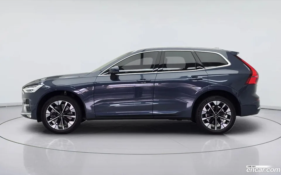 Volvo XC60 B5 2026 — миниатюра 3