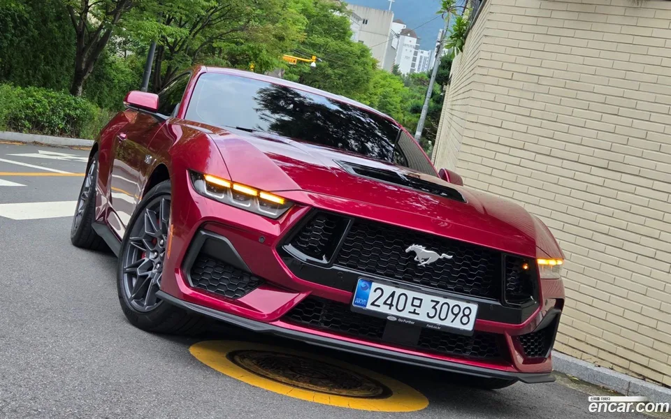 Ford Mustang 5.0 GT 2025 — миниатюра 2