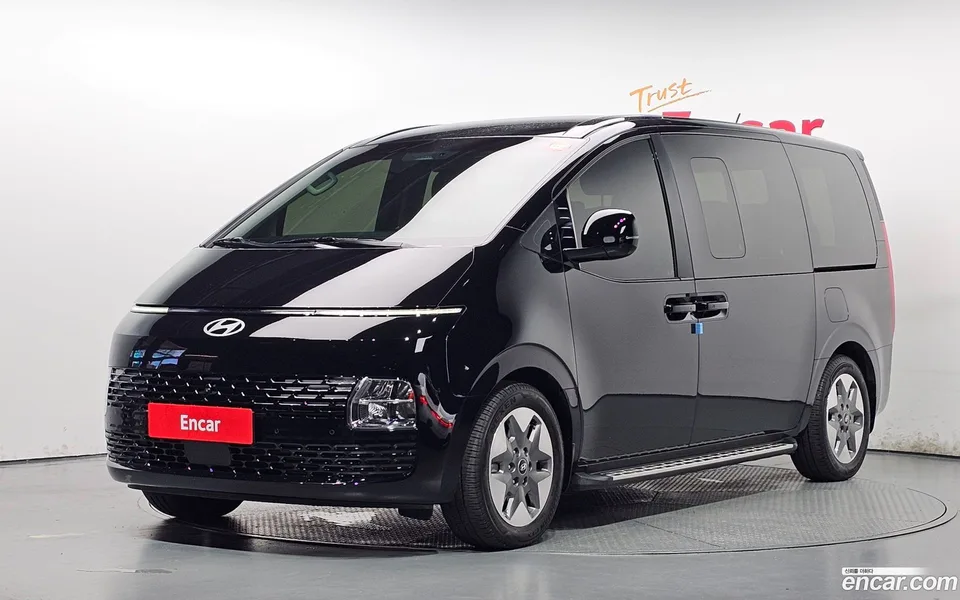 Hyundai Staria 2025