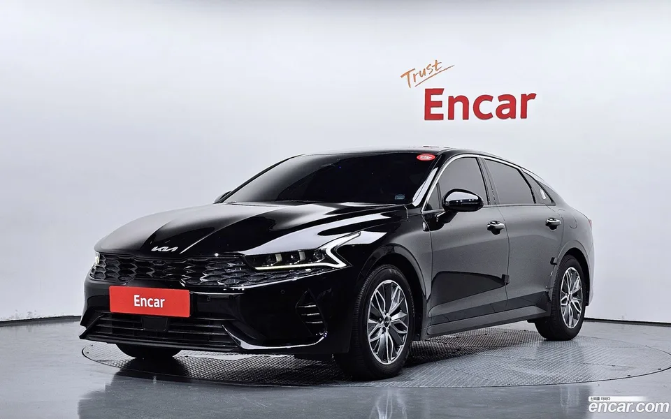 Kia K5 Hybrid 2023