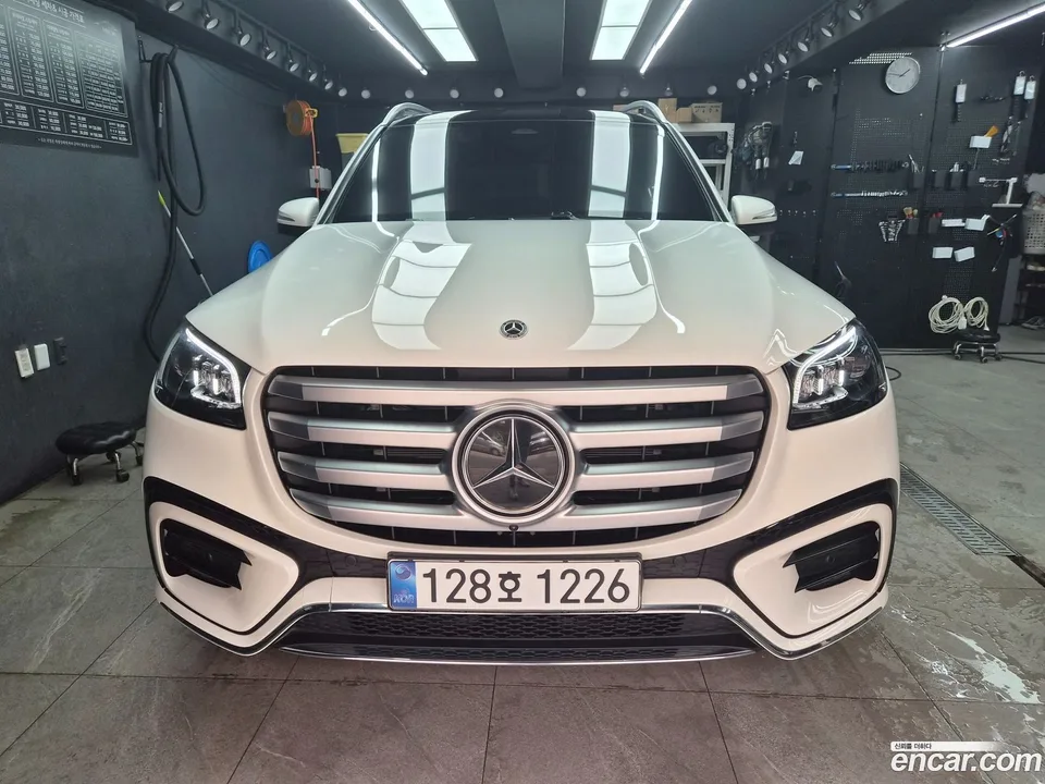 Mercedes-Benz GLS-Class 2025