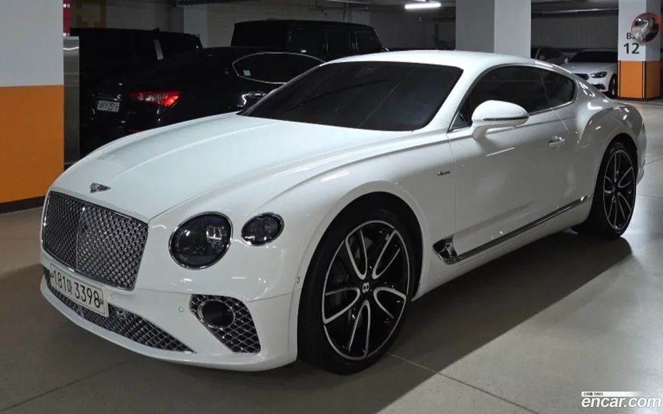 Bentley Continental GT 2023