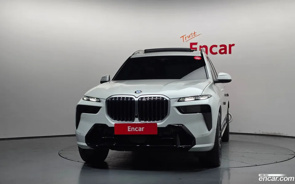 BMW X7 xDrive 40d M 6 2025 — thumbnail 3