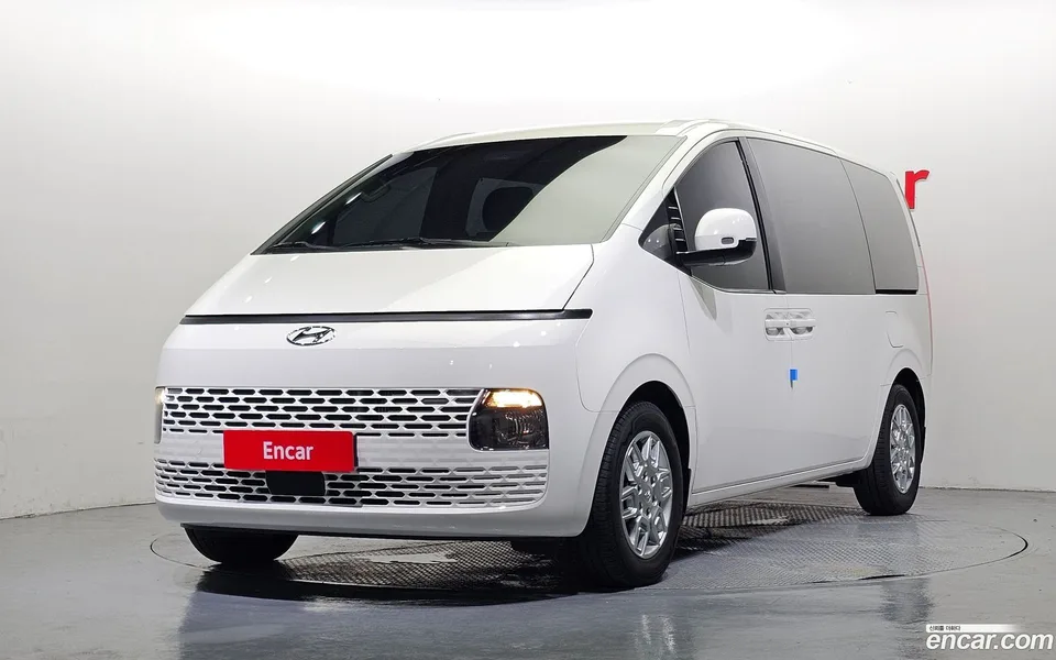 Hyundai Staria 2023