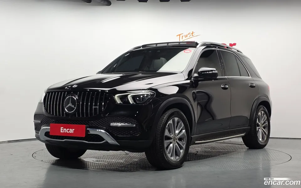 Mercedes-Benz GLE-Class 2023