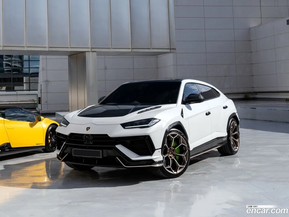 Lamborghini Urus 2024
