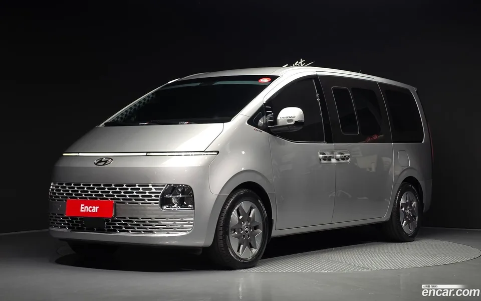 Hyundai Staria 2023
