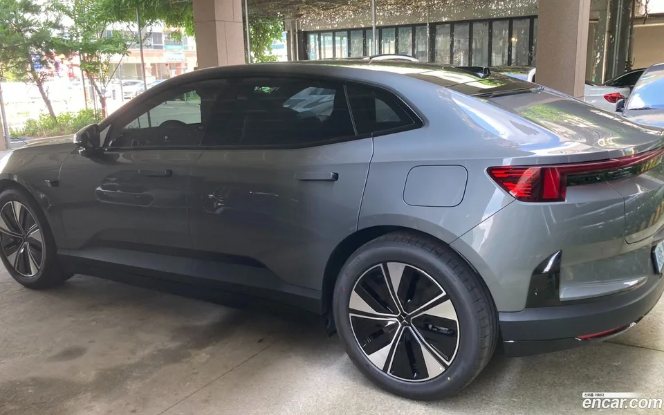 Polestar Polestar 4 2026 — миниатюра 5