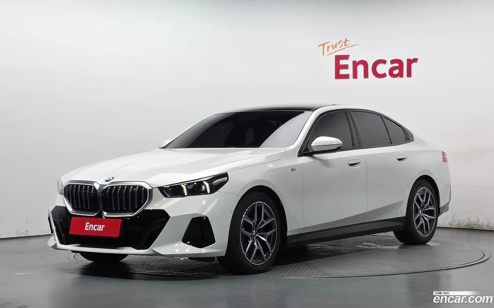 BMW 5 Series 2025