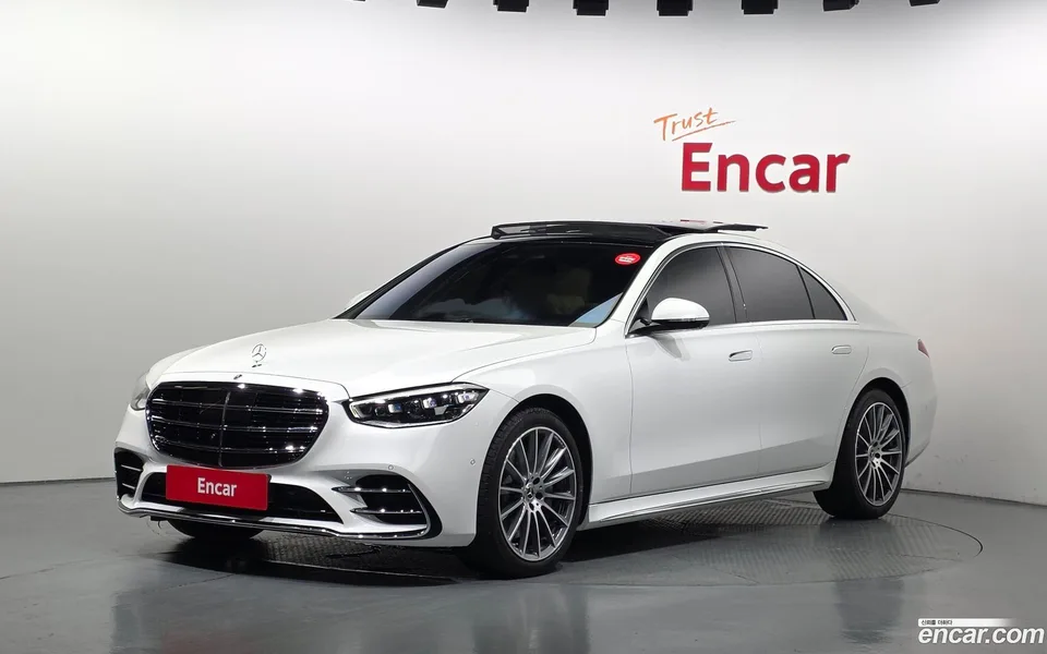 Mercedes-Benz S-Class 2025