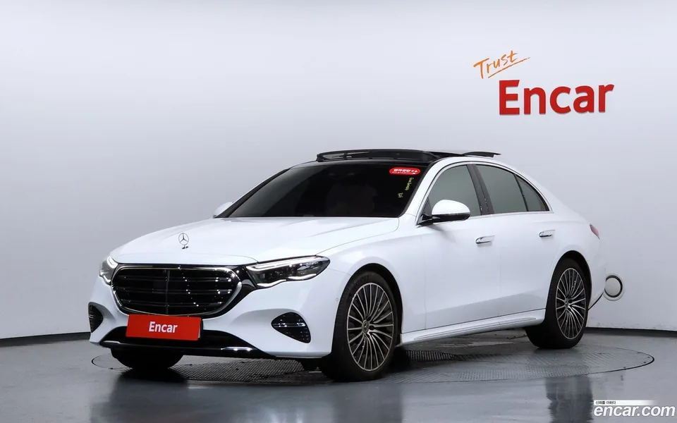 Mercedes-Benz E-Class 2024