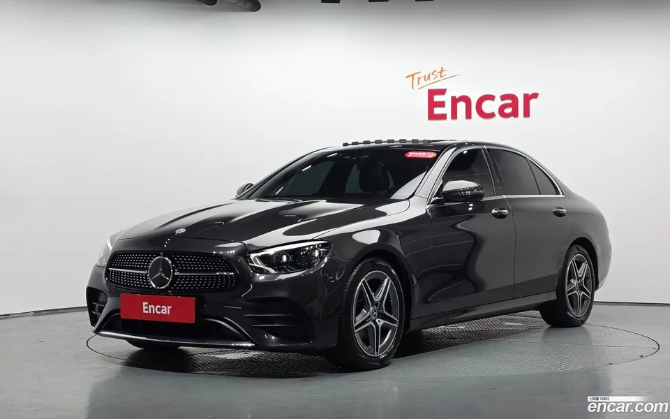 Mercedes-Benz E-Class 2023