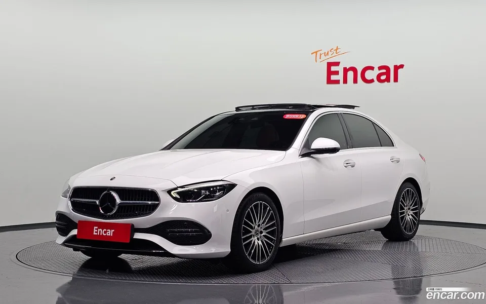 Mercedes-Benz C-Class 2024