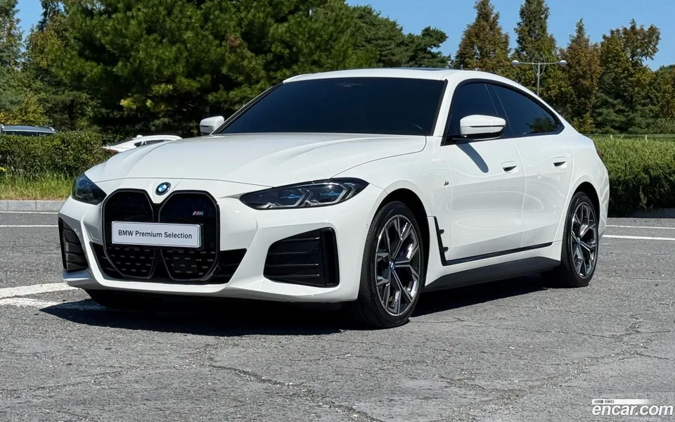 BMW i4 2023