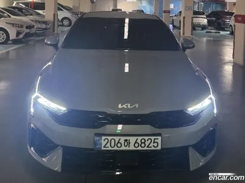 Kia K5 2025