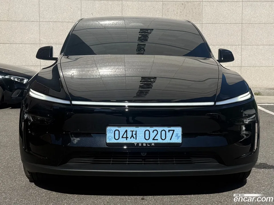 Tesla Model Y 2026
