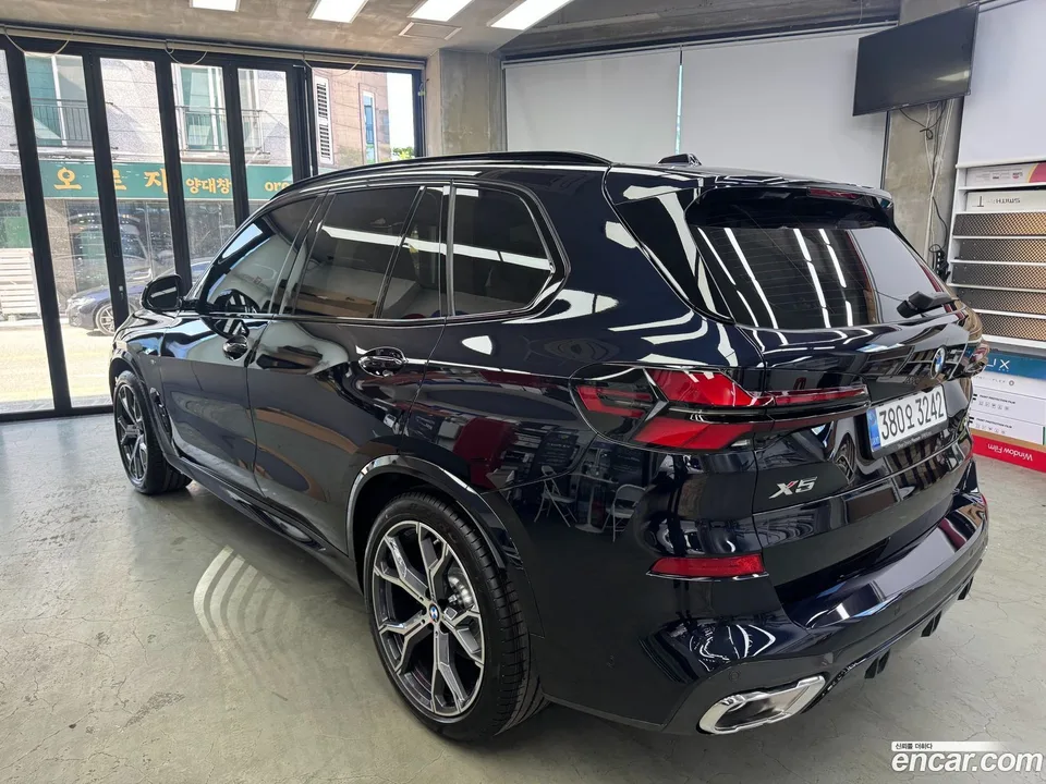 BMW X5 xDrive 40i M 2026 — миниатюра 4