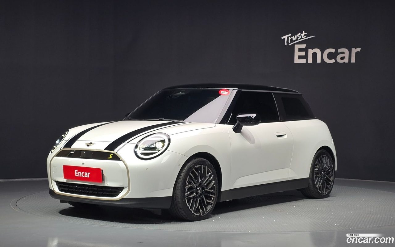 MINI Cooper Electric 2024