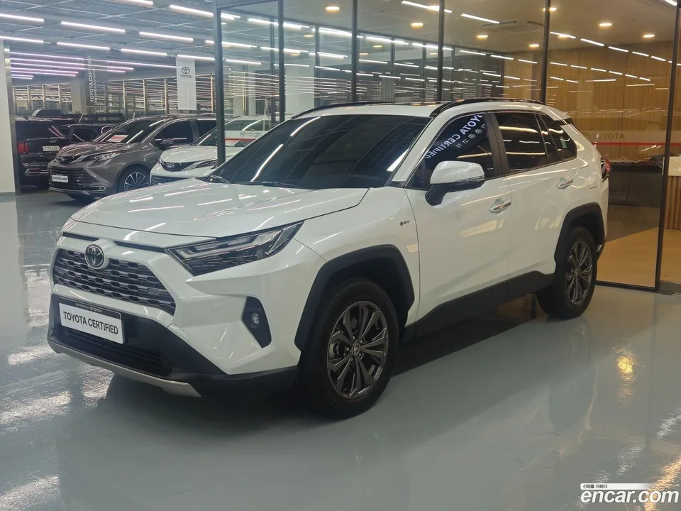 Toyota RAV4 2025