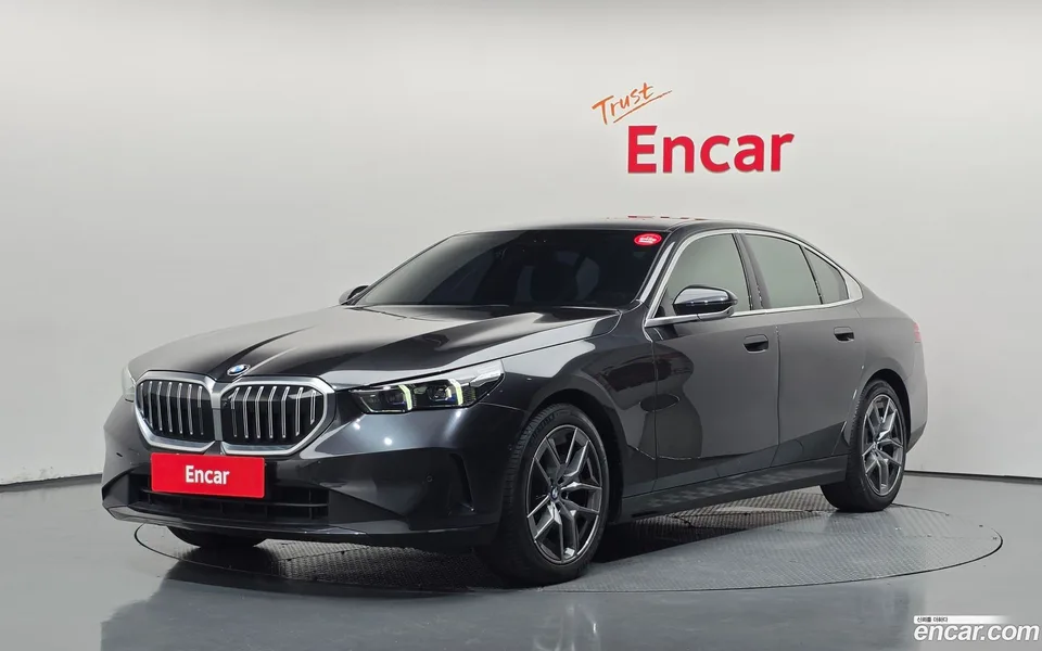 BMW 5 Series 2024