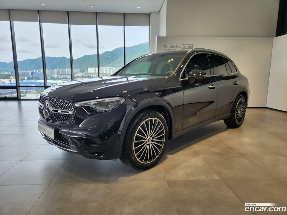 Mercedes-Benz GLC-Class 2026