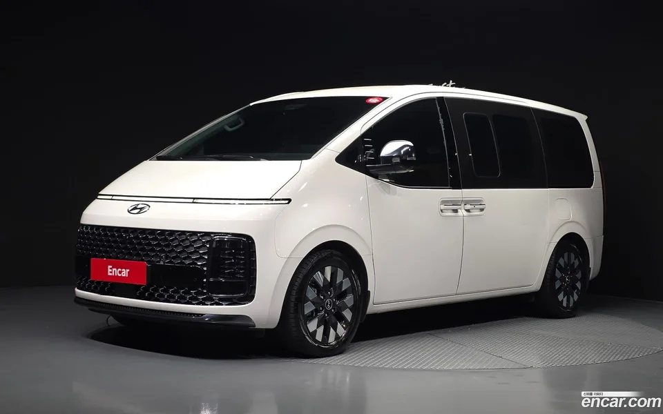 Hyundai Staria 2022