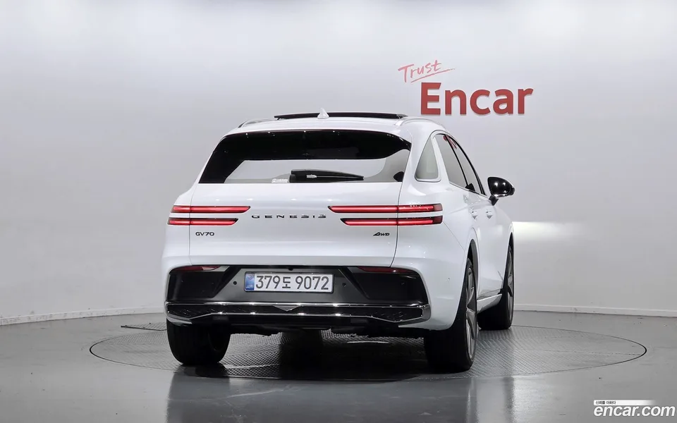 Genesis GV70 2.5T AWD 2025 — thumbnail 4