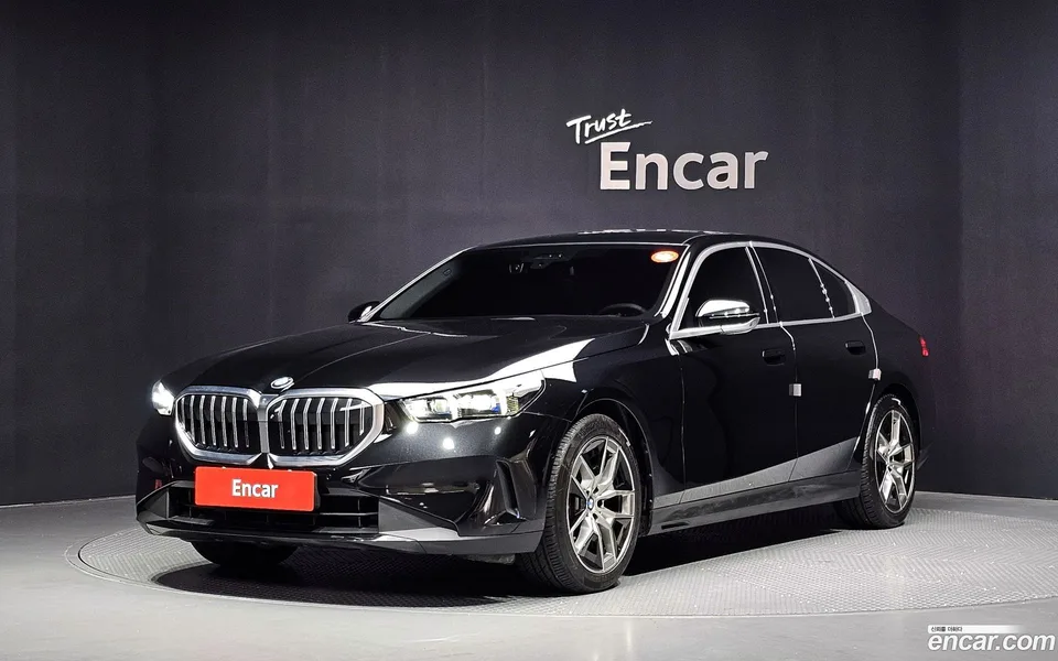 BMW 5 Series 2023