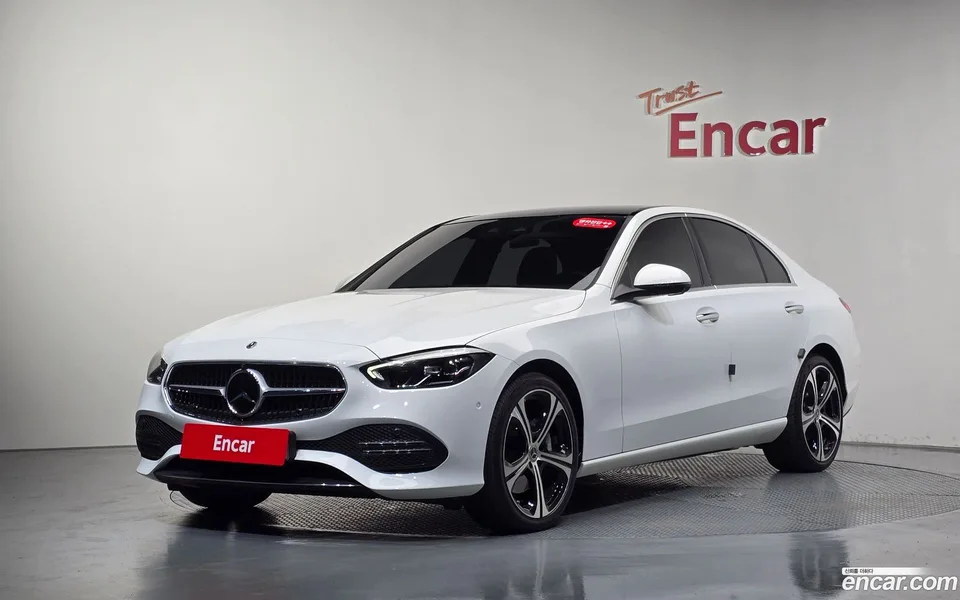 Mercedes-Benz C-Class 2023