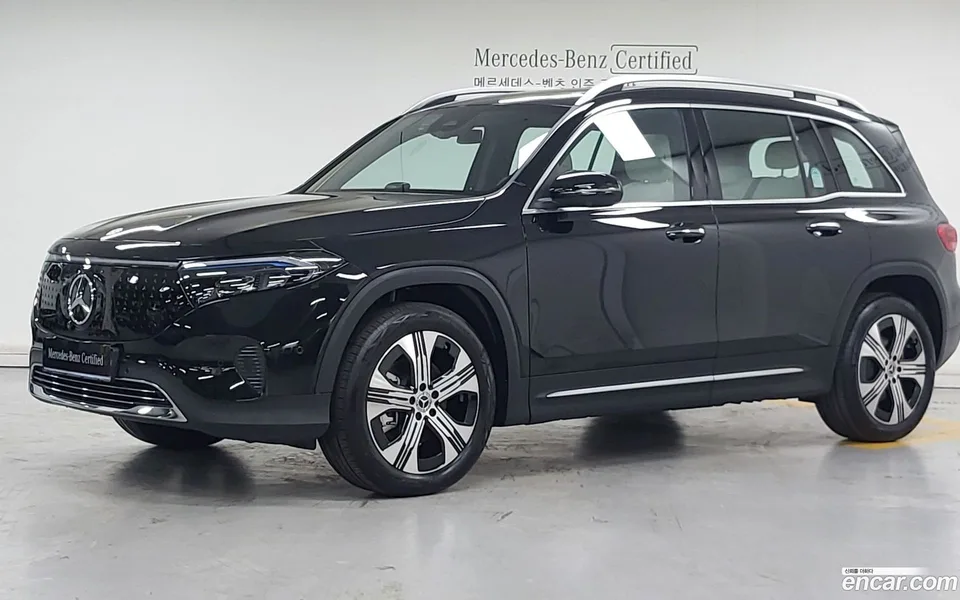 Mercedes-Benz EQB 2025