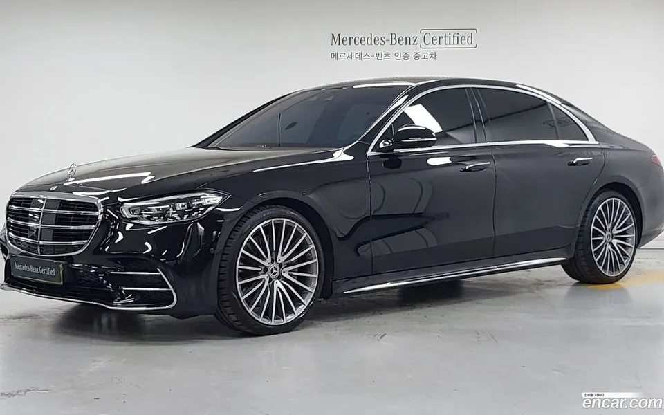 Mercedes-Benz S-Class 2025