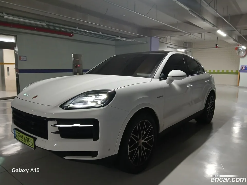 Porsche Cayenne 2025