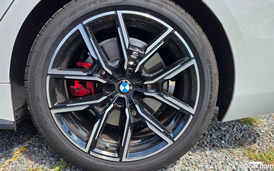 BMW 4 Series 420i M 2026 — thumbnail 2