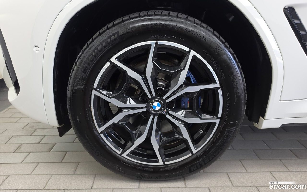 BMW X4 2022 — 2