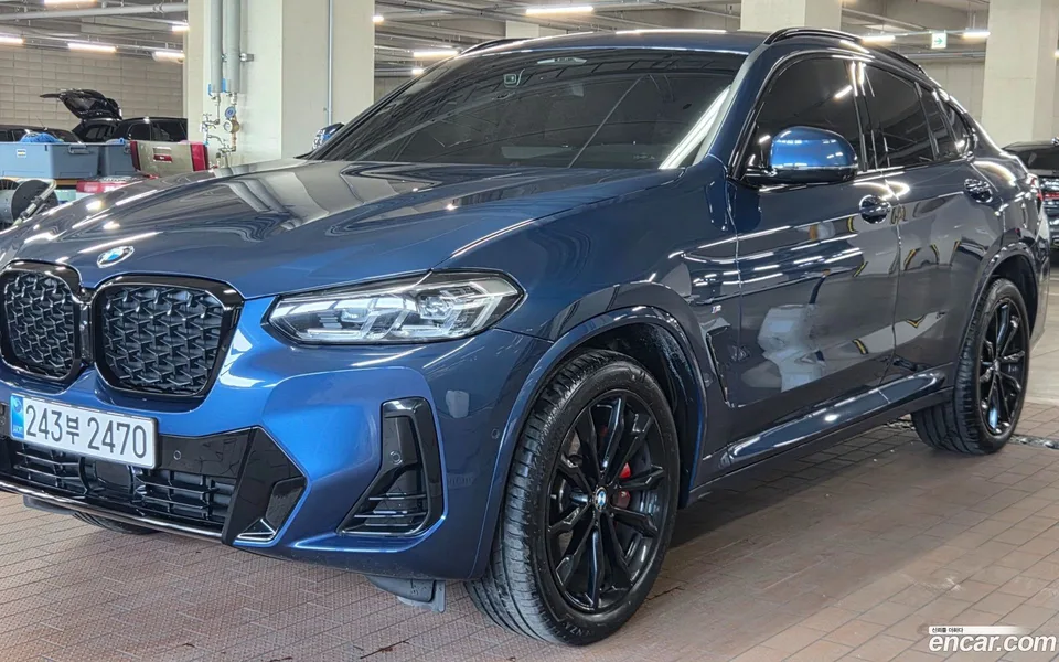 BMW X4 xDrive20i M 2025 — photo 1, buy with delivery to Moscow