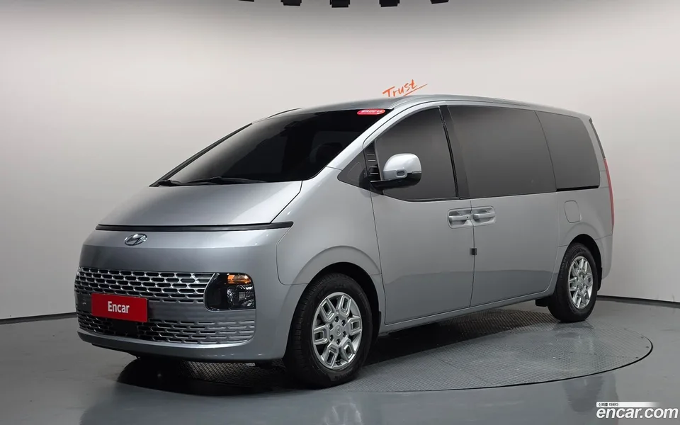 Hyundai Staria 2023