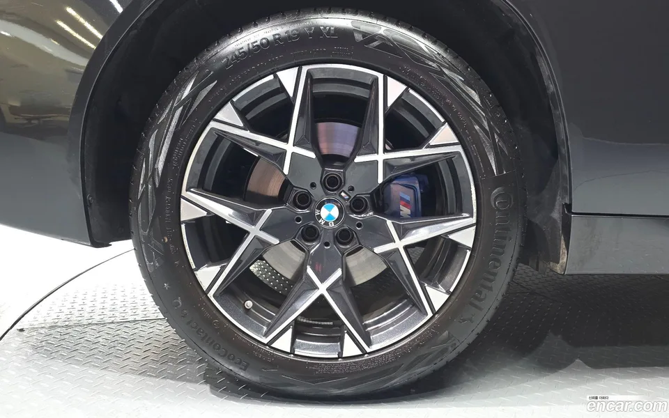 BMW X3 xDrive 20 M 2025 — миниатюра 2