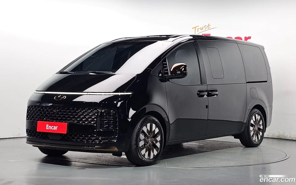 Hyundai Staria 2024
