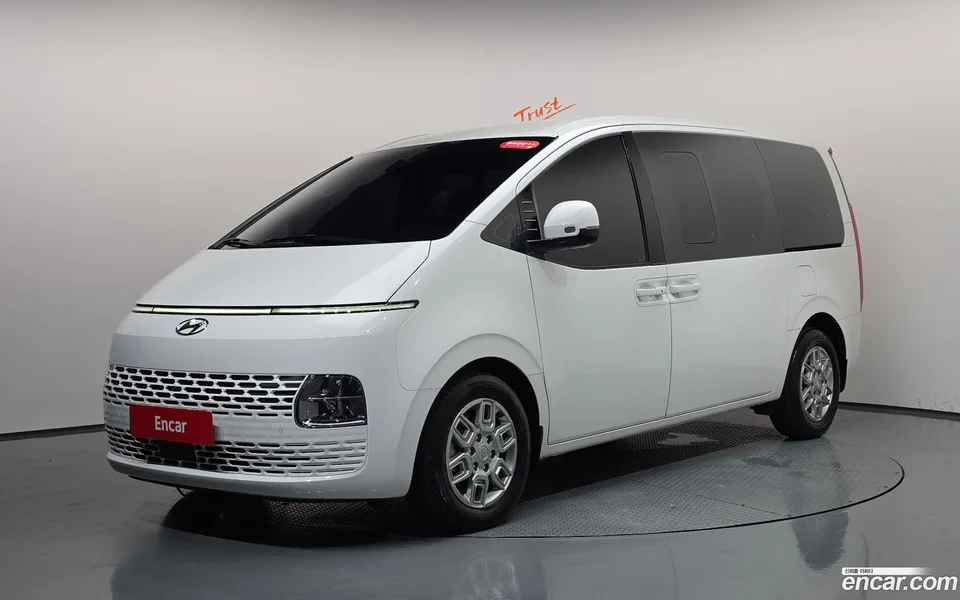 Hyundai Staria 2023
