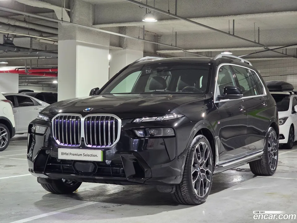BMW X7 2025