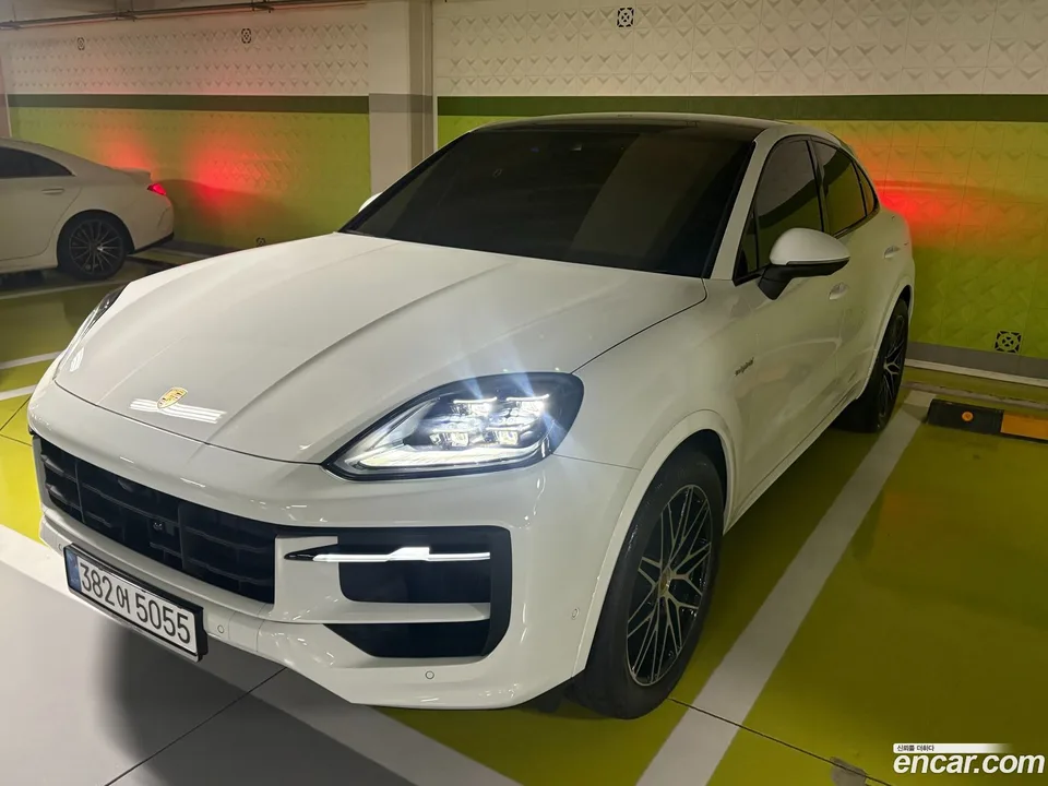 Porsche Cayenne 2025