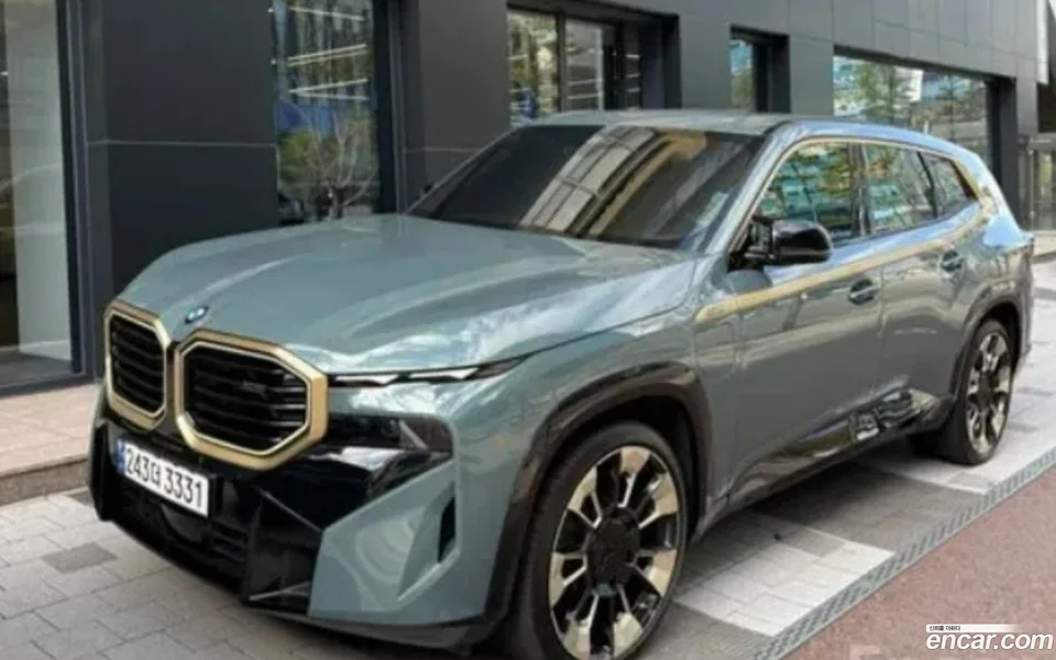 BMW XM 2023