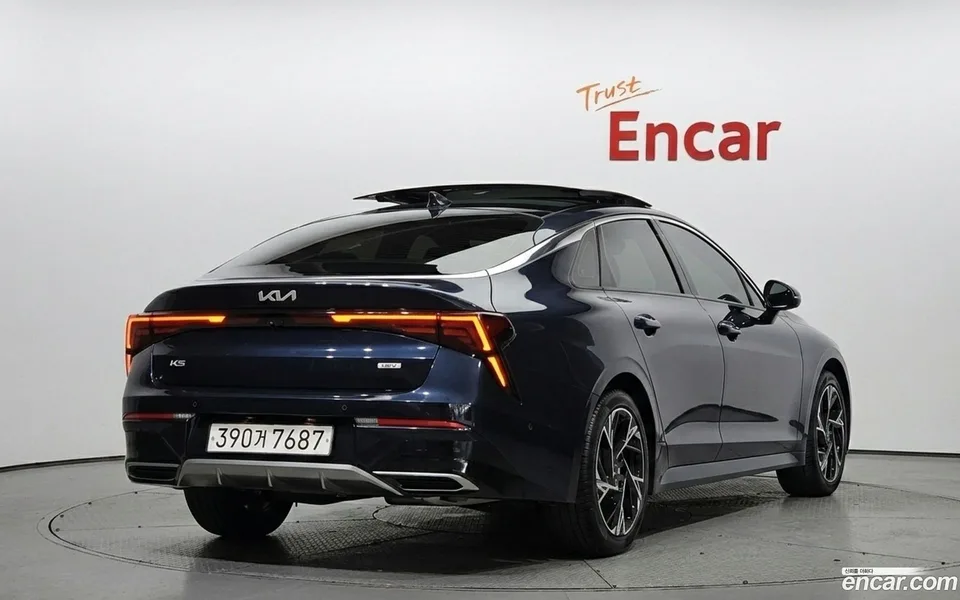 Kia K5 Hybrid 2024