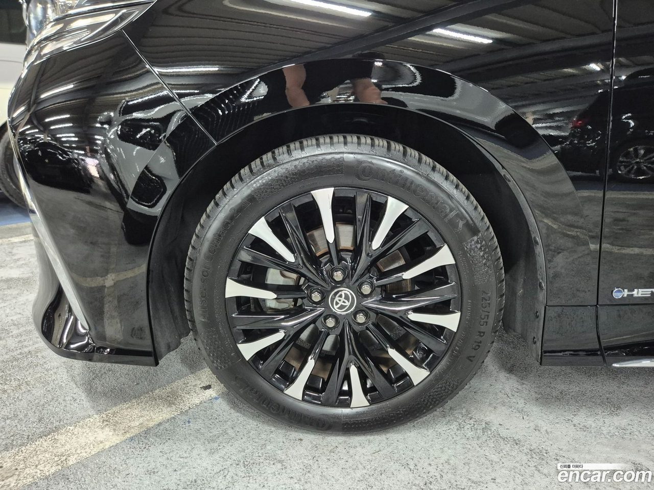 Toyota Alphard 2023 — 2