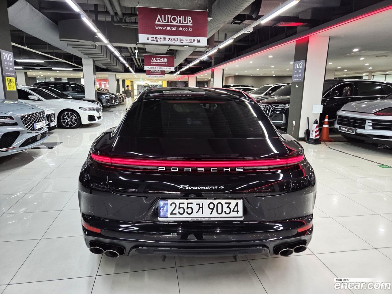 Porsche Panamera (976) 2024 — 2