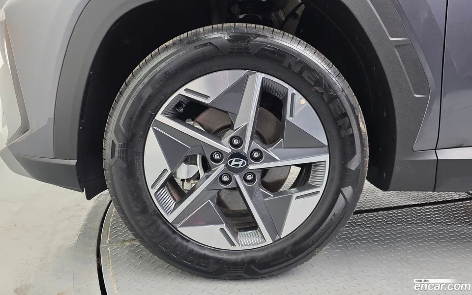 Hyundai Tucson NX4 1.6 2WD 2024 — миниатюра 2