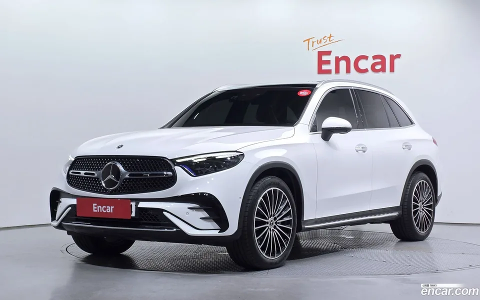 Mercedes-Benz GLC-Class 2023