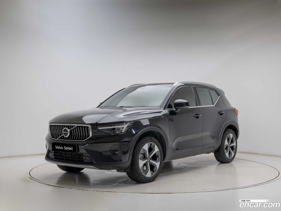 Volvo XC40 2023