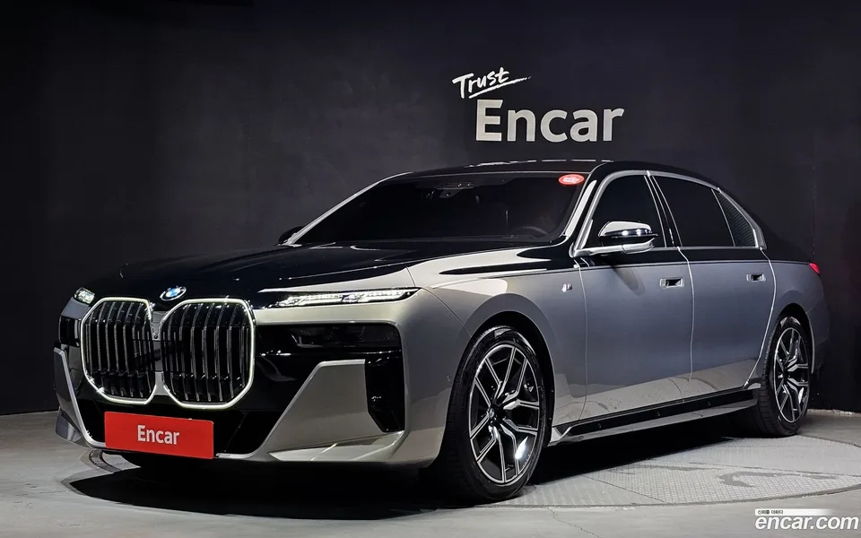 BMW 7 Series 740d xDrive M 2025 — photo 1, buy with delivery to Moscow