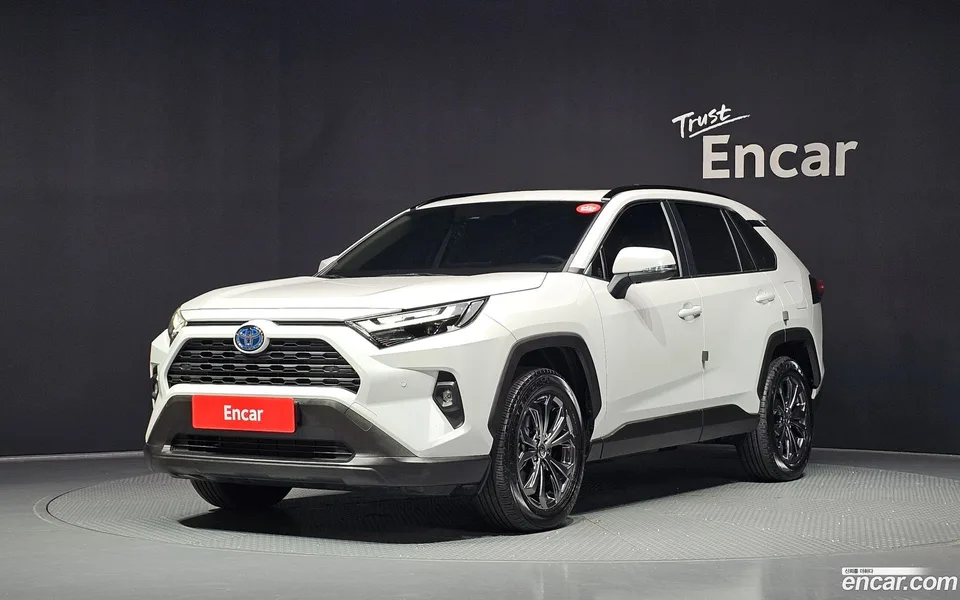 Toyota RAV4 2024